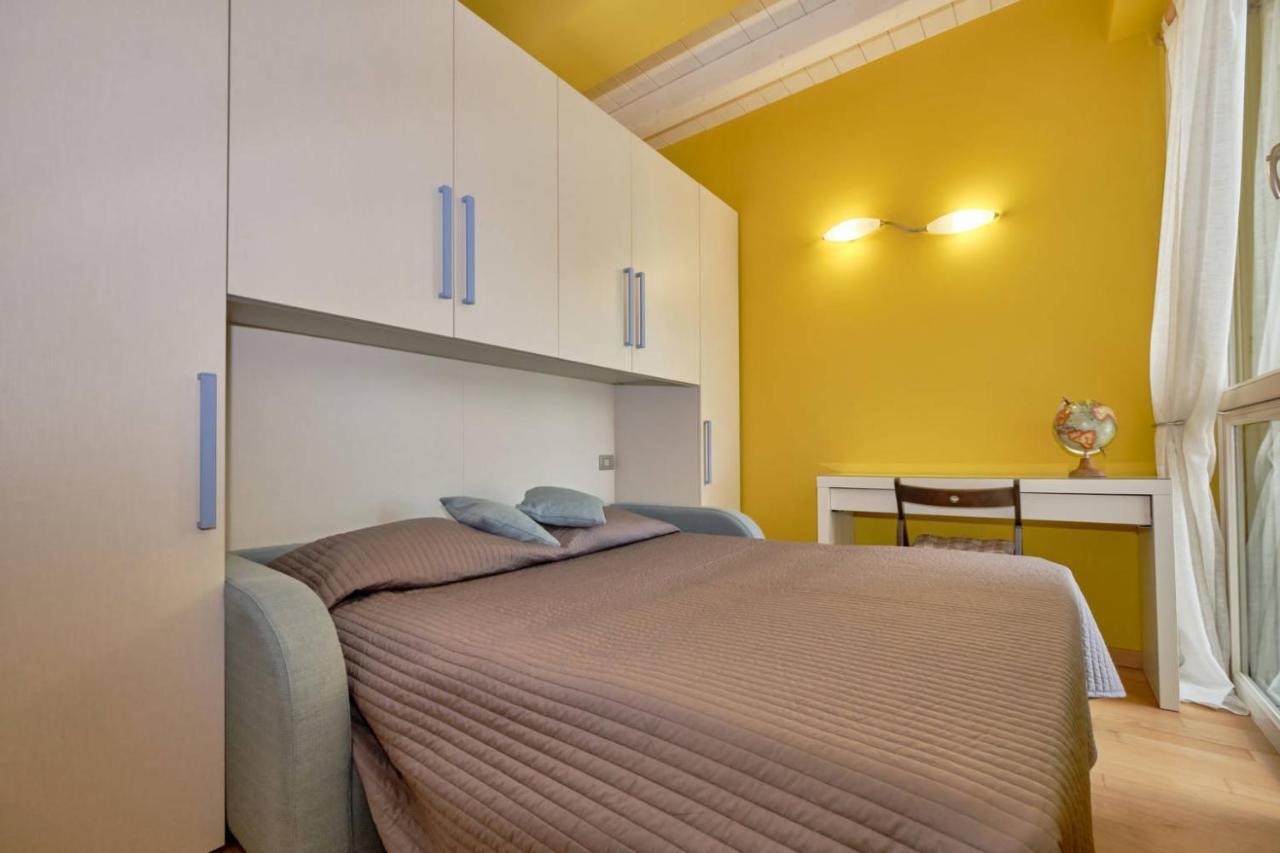 Warda B11 Apartment ديسينسانو ديل غاردا المظهر الخارجي الصورة