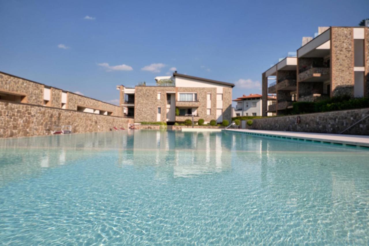 Warda B11 Apartment ديسينسانو ديل غاردا المظهر الخارجي الصورة